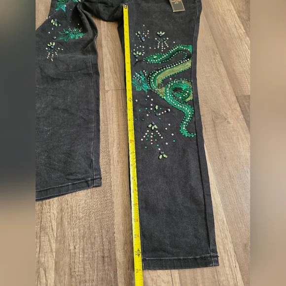 DG2 Diane Gilman New Classic Stretch Legacy Embellished Skinny Jeans Dragon Y2K - Picture 8 of 12